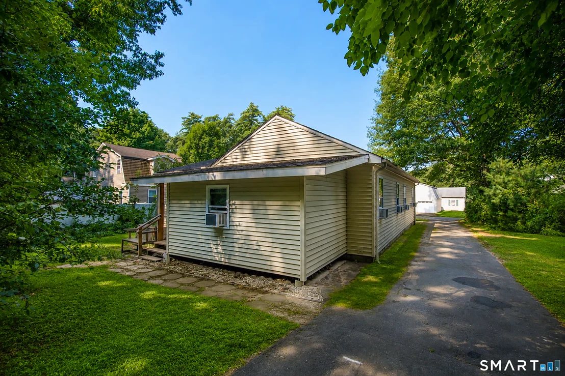 Photo of 52 Cottage Road