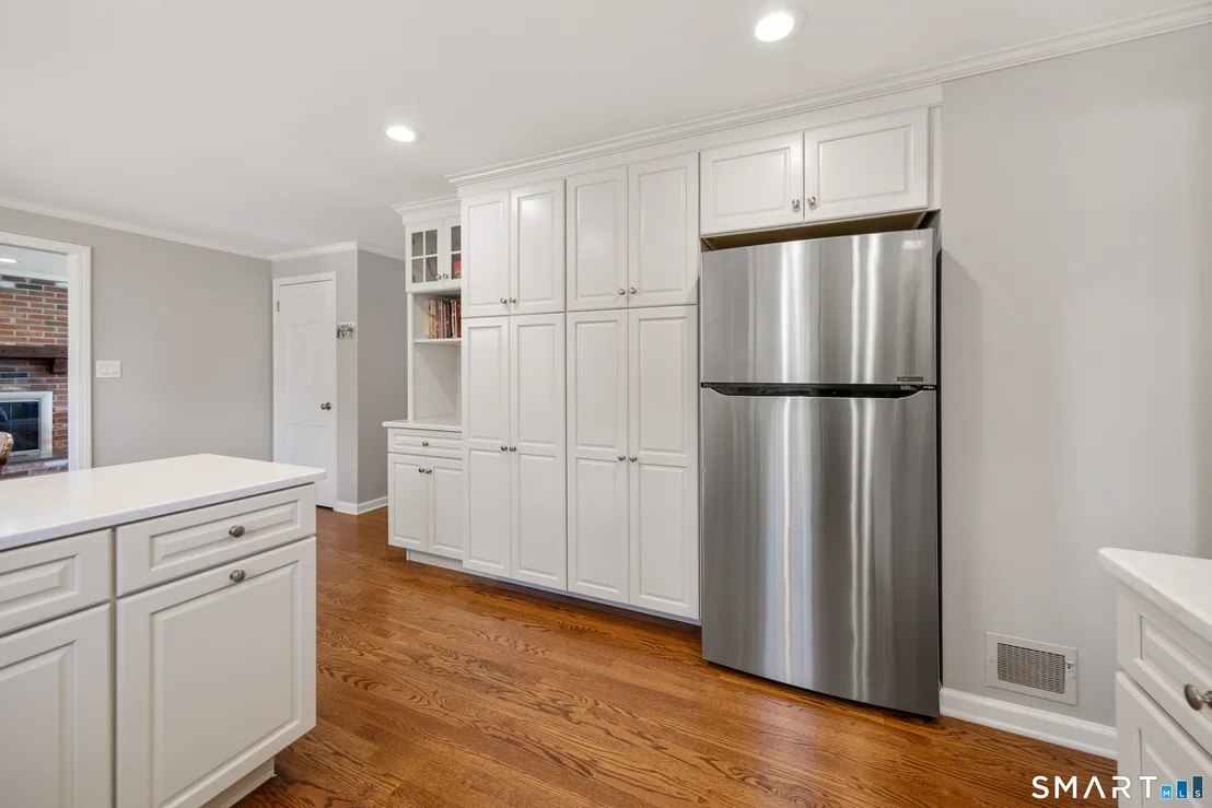 Photo of 450 Cardinal Lane