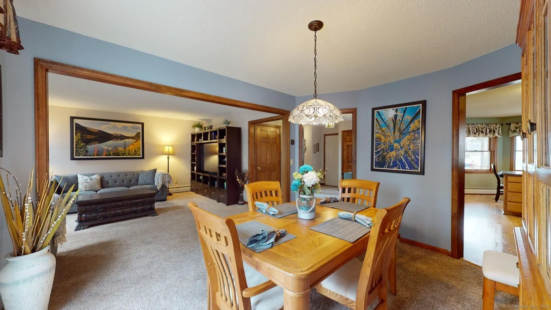 Photo of 18 Pinecrest Road