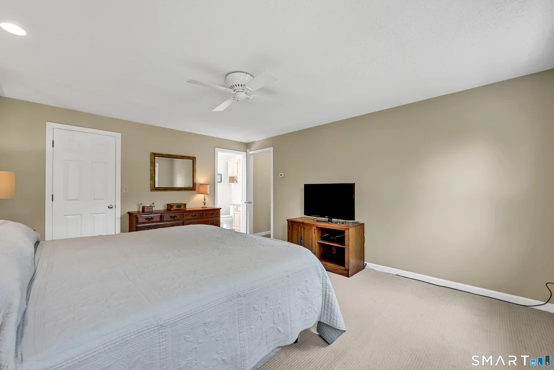 Photo of 118 Mountain Spring Road