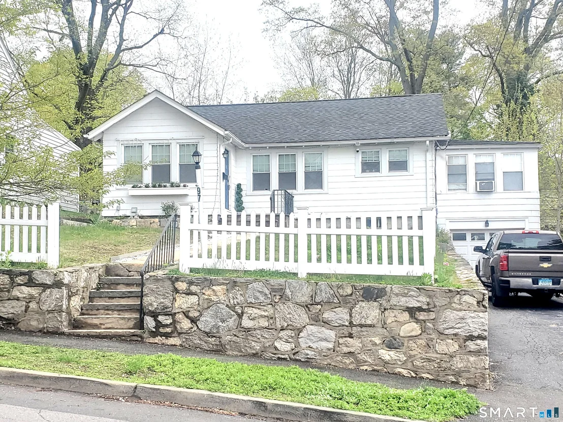 Photo of 97 Ogden Road
