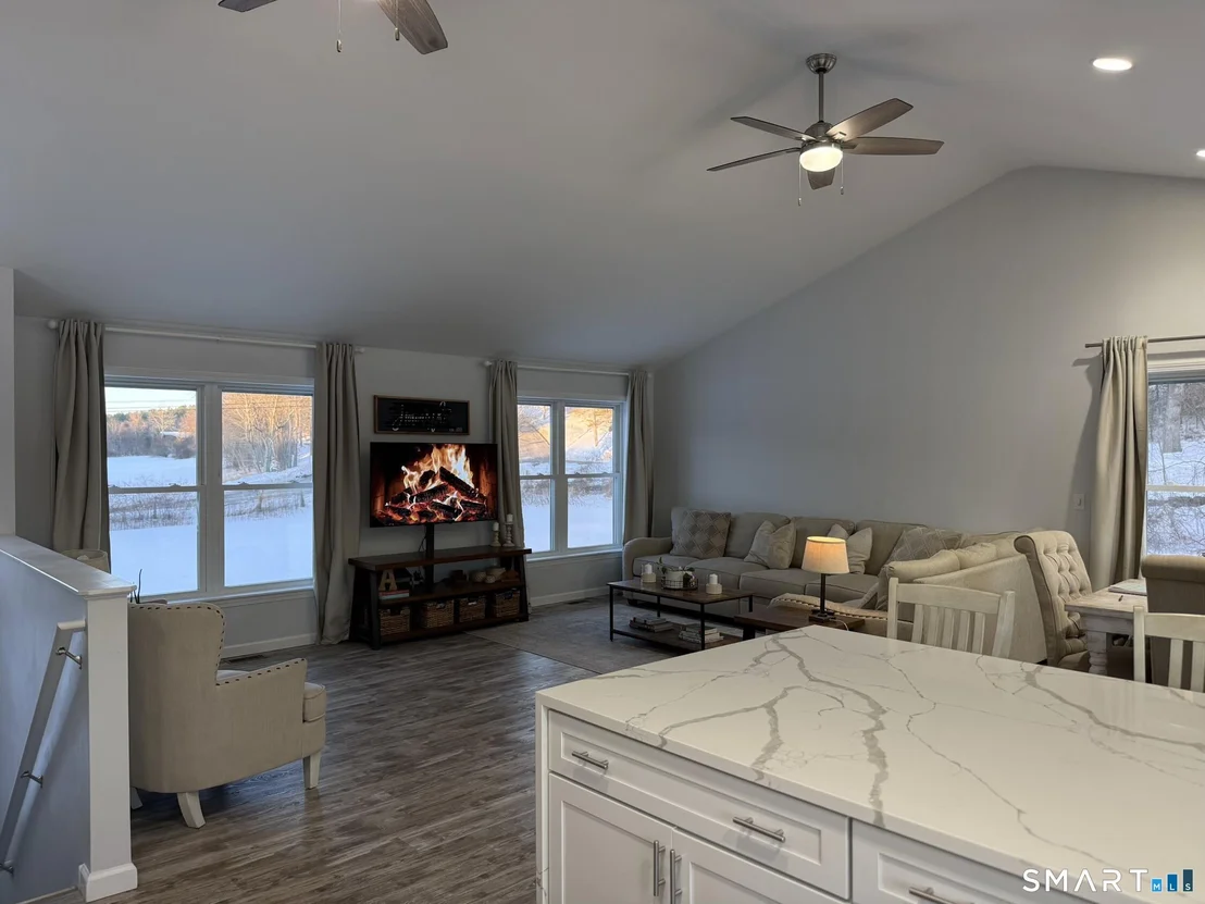 Photo of 380 Mashentuck Road
