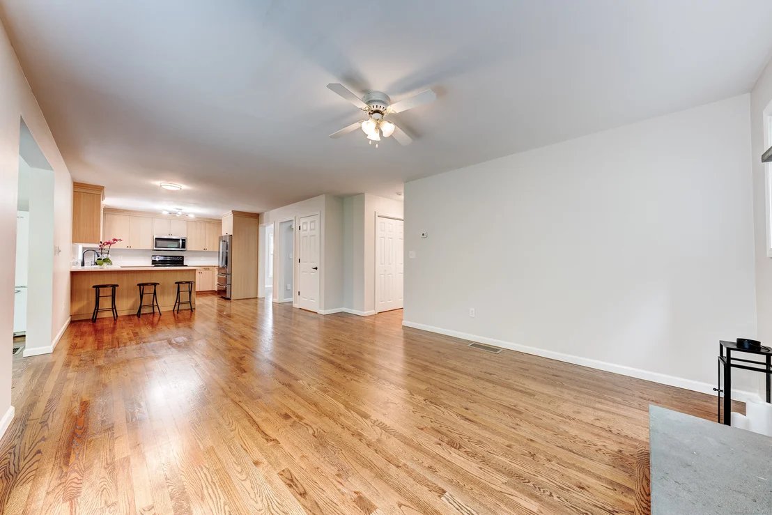 Photo of 125 Sherbrook Drive