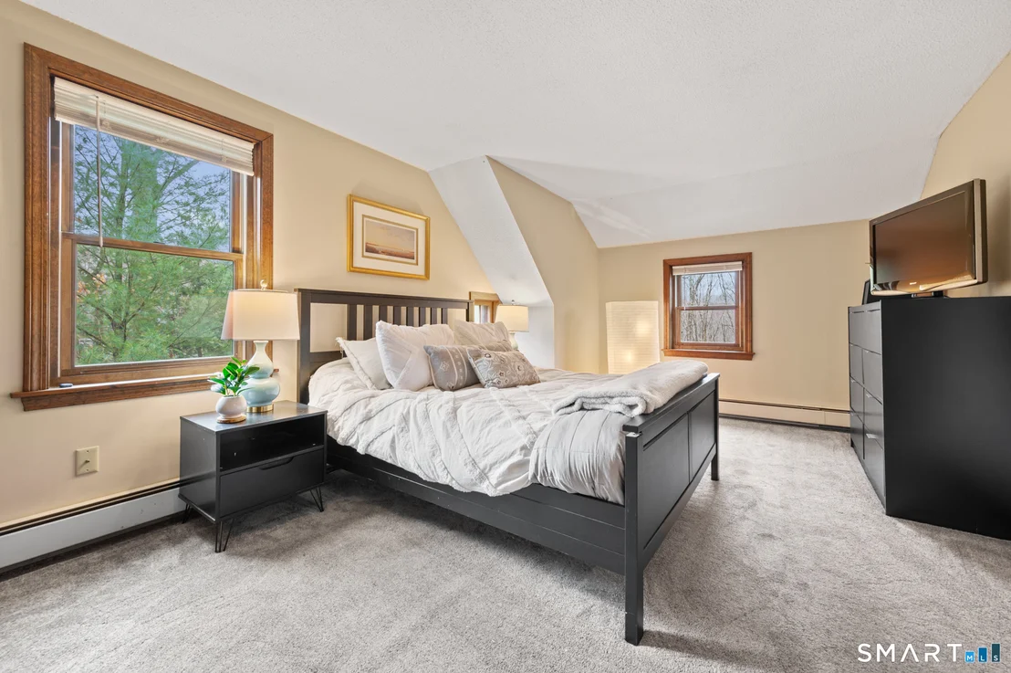 Photo of 31 Uncas Drive