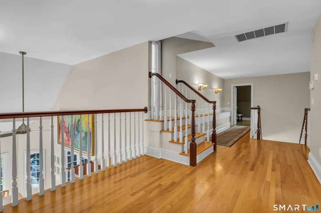 Photo of 350 Squaw Lane