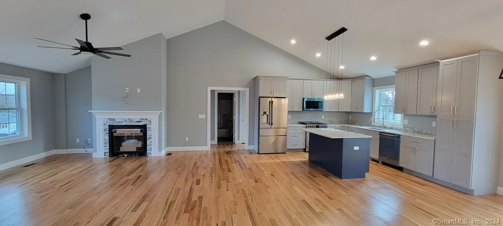 Photo of 623 Spindle Hill Road
