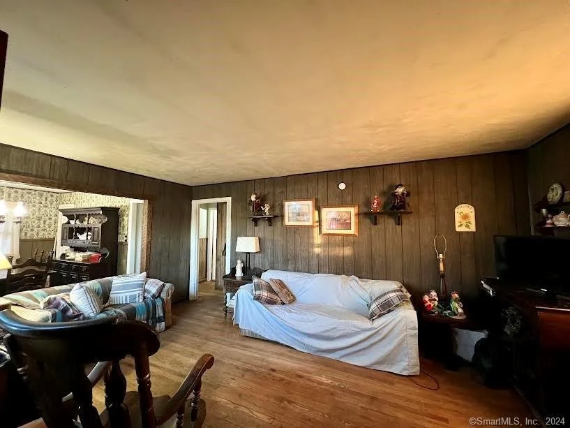 Photo of 294 Hooker Road