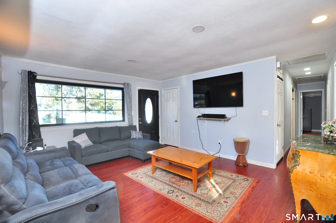 Photo of 8 Cornfield Road