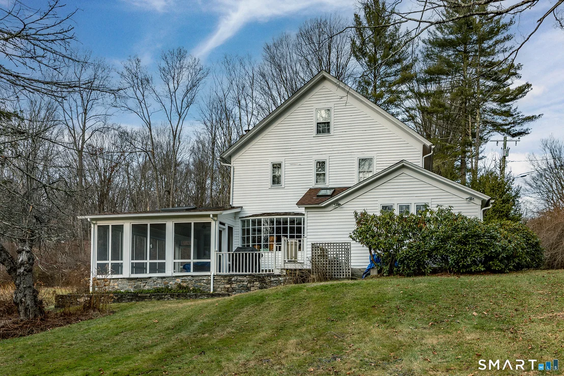 Photo of 197 Skyline Ridge Road