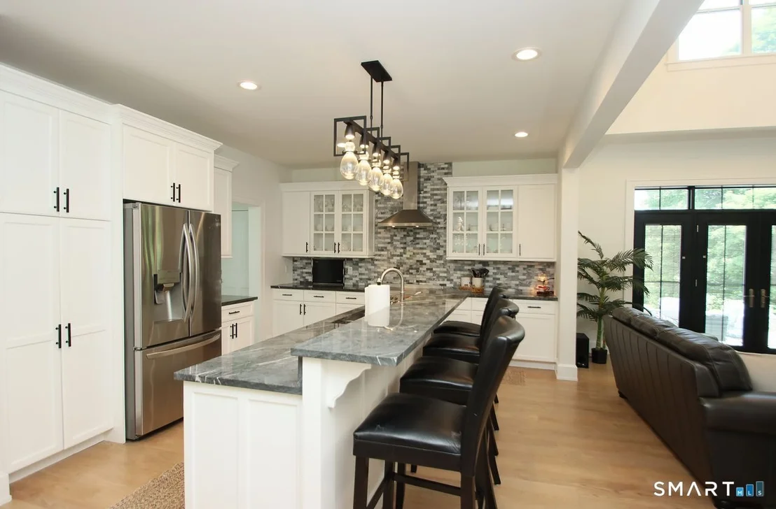Photo of 773 Avon Road