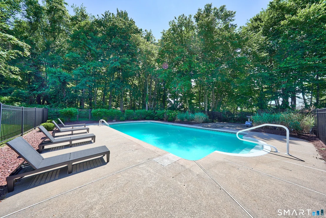 Photo of 170 Valley View Road
