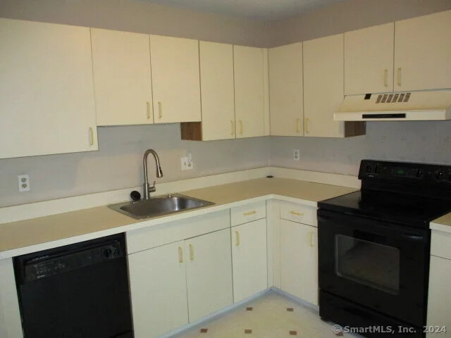 Photo of Unit 38 at 585 Park Road