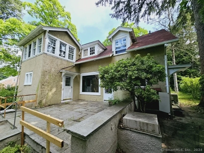 Photo of 151 Cornwall Avenue
