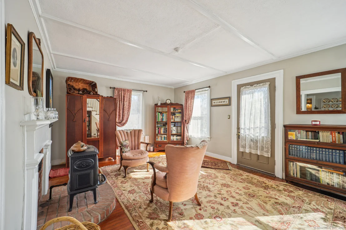 Photo of 55 Woolson Street