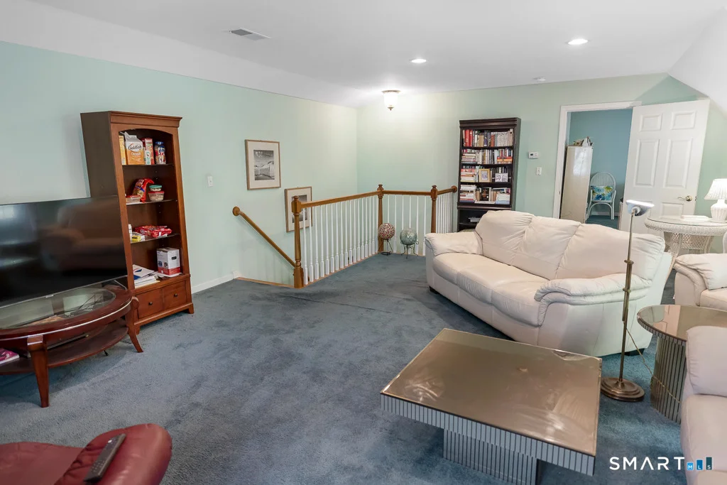 Photo of 9 Taylor Ridge Road