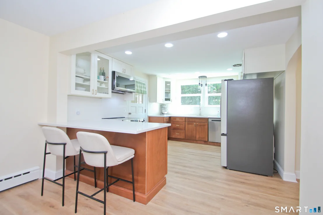 Photo of 11 Esther Avenue