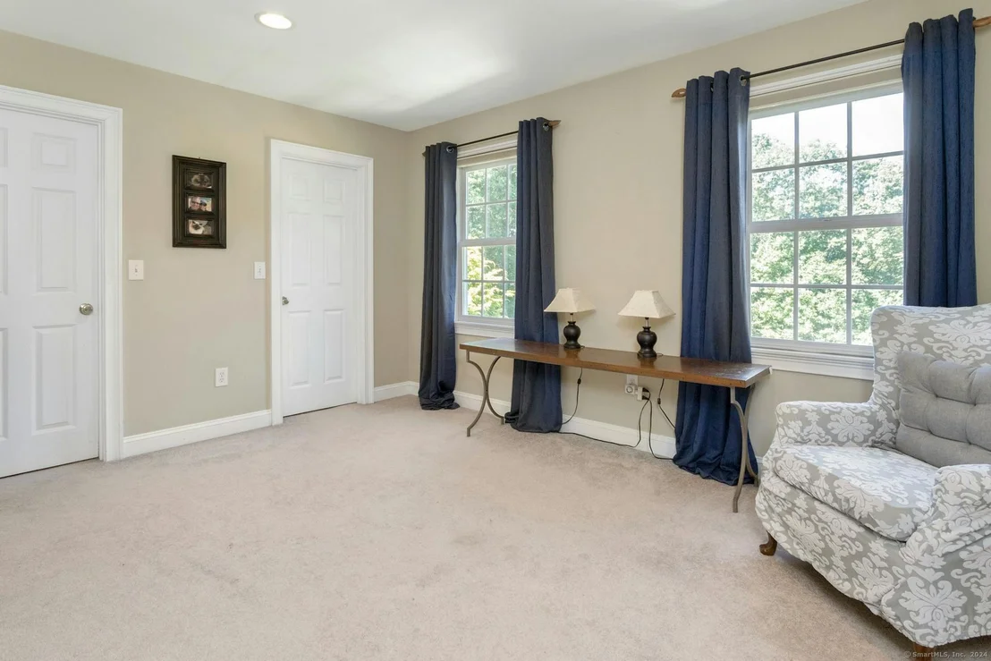 Photo of 26 Oak Ridge Drive
