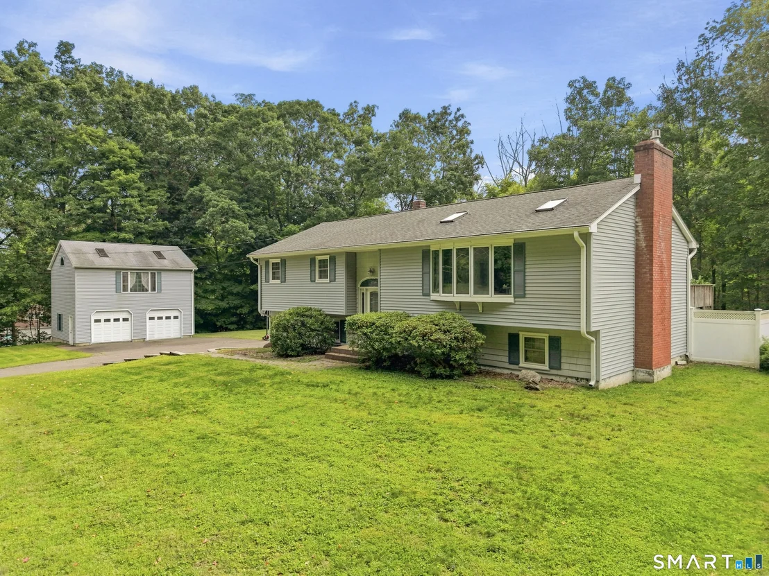 Photo of 23 Knollwood Trail