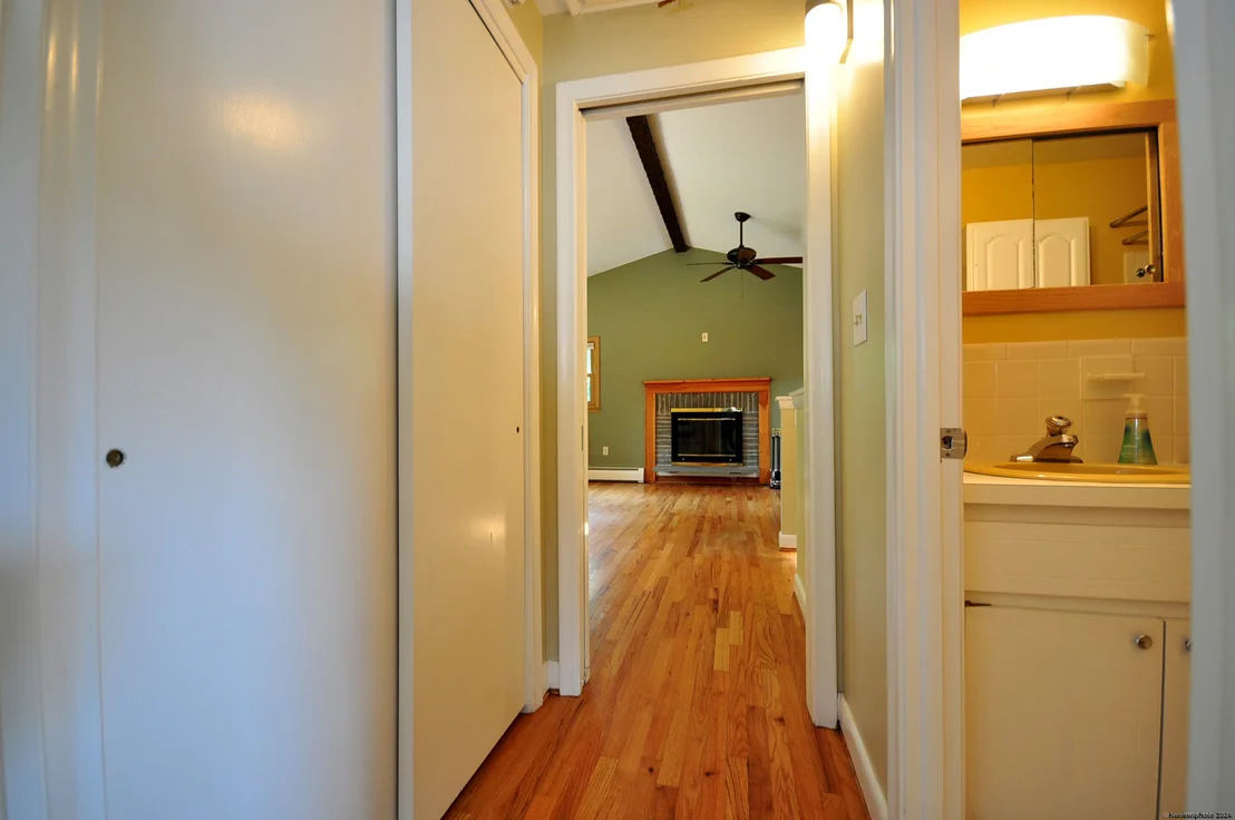Photo of 35 Ravine Road