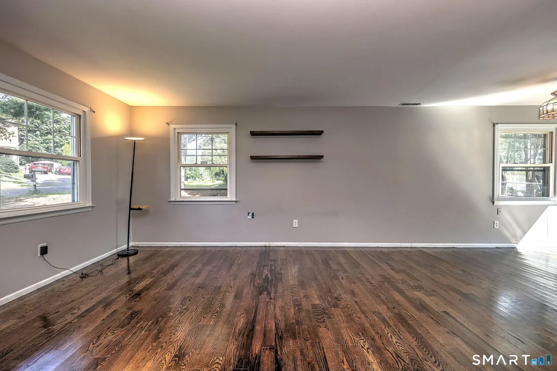Photo of 87 Sunburst Road