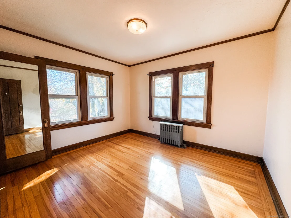 Photo of 185, 185.5 Grove Street