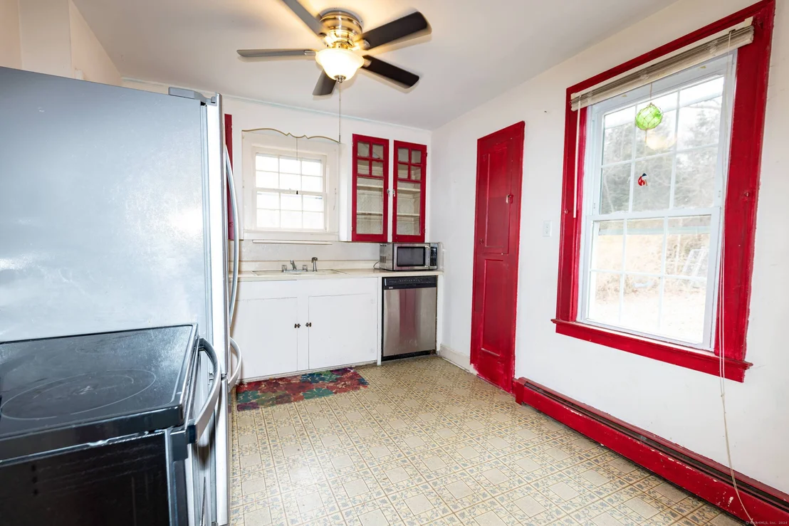 Photo of 9 Ford Avenue