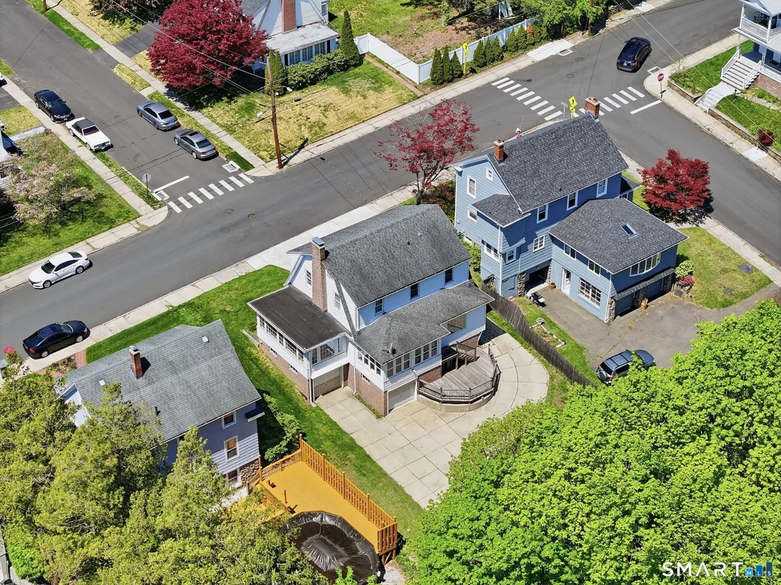 Photo of 25 Walnut Street