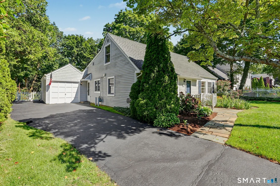 Photo of 118 Lloyd Drive