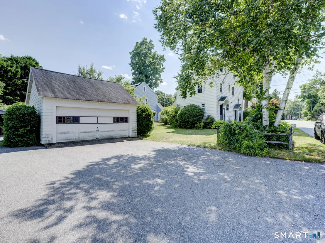 Photo of 257 Walnut Street