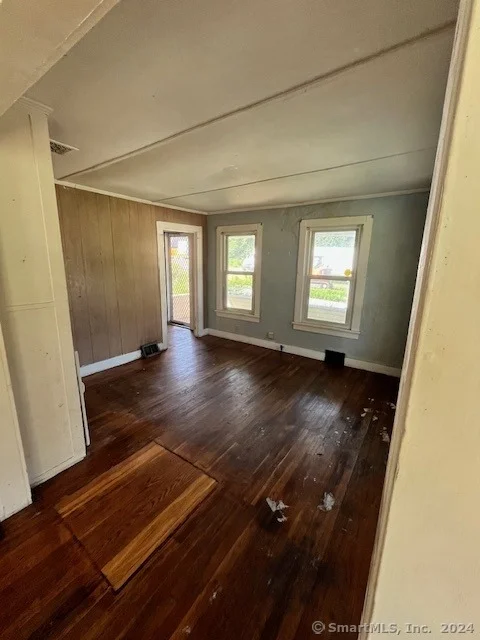 Photo of 294 Maple Avenue