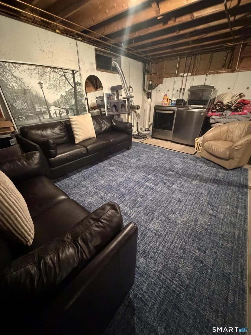 Photo of 204 Willowcrest Drive
