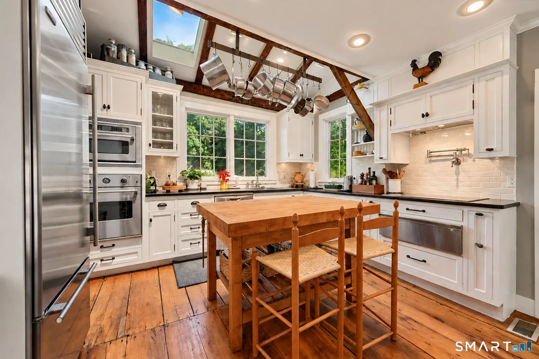 Photo of 2 Pomperaug Road