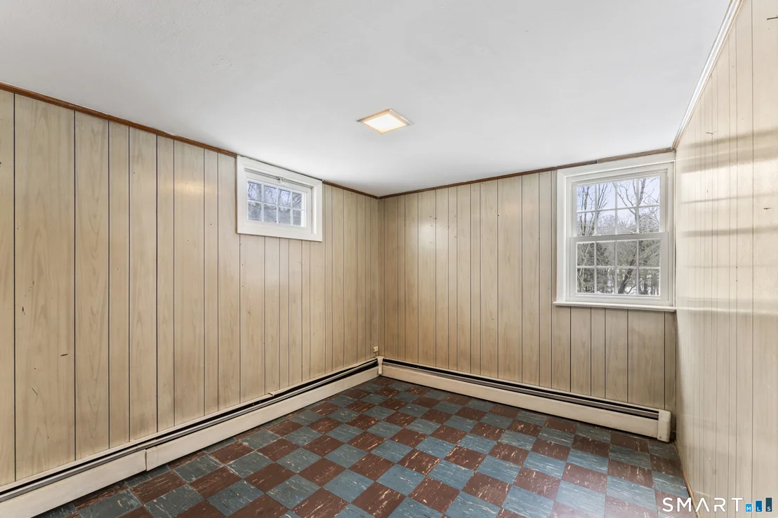 Photo of 6 Crestwood Drive