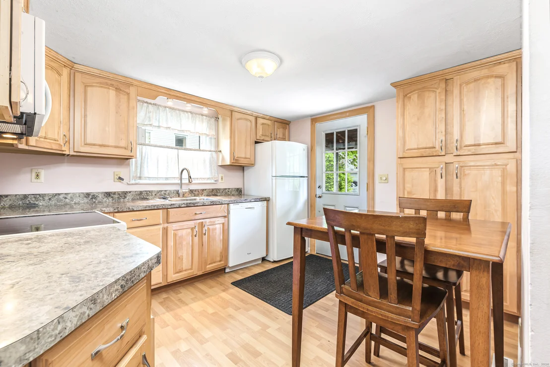 Photo of 14 Grant Avenue