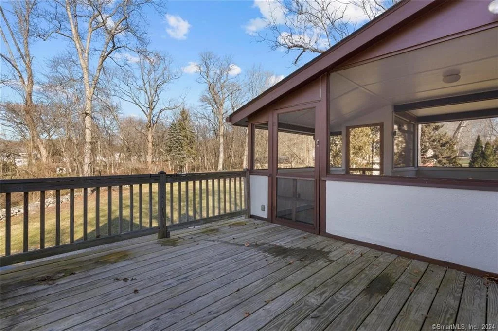 Photo of 98 Overbrook Drive
