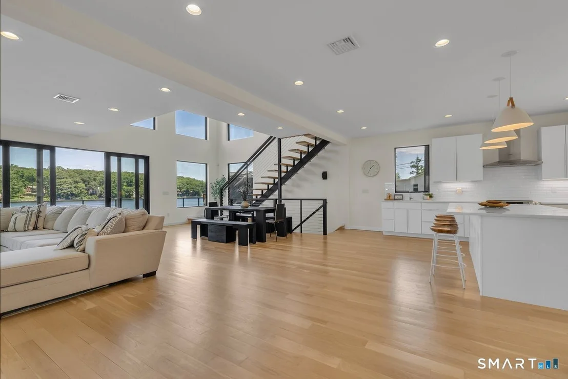 Photo of 145 Edgewater Drive