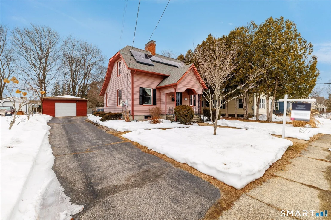Photo of 119 Quercus Avenue