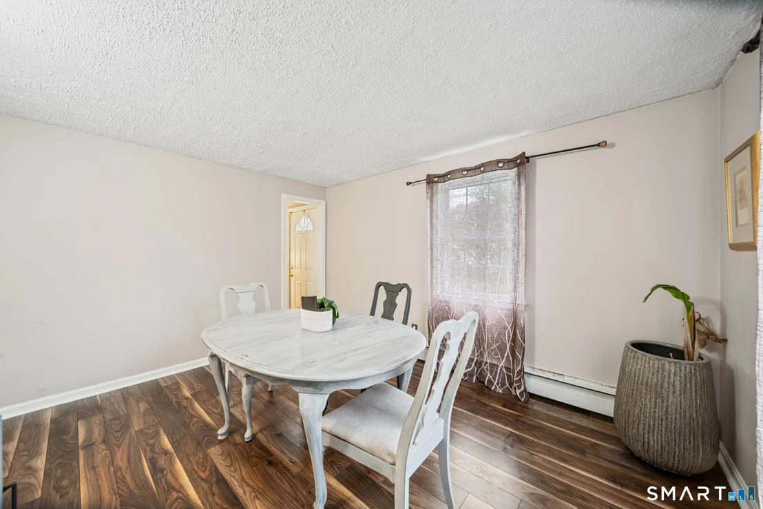 Photo of 115 Mountain View Avenue