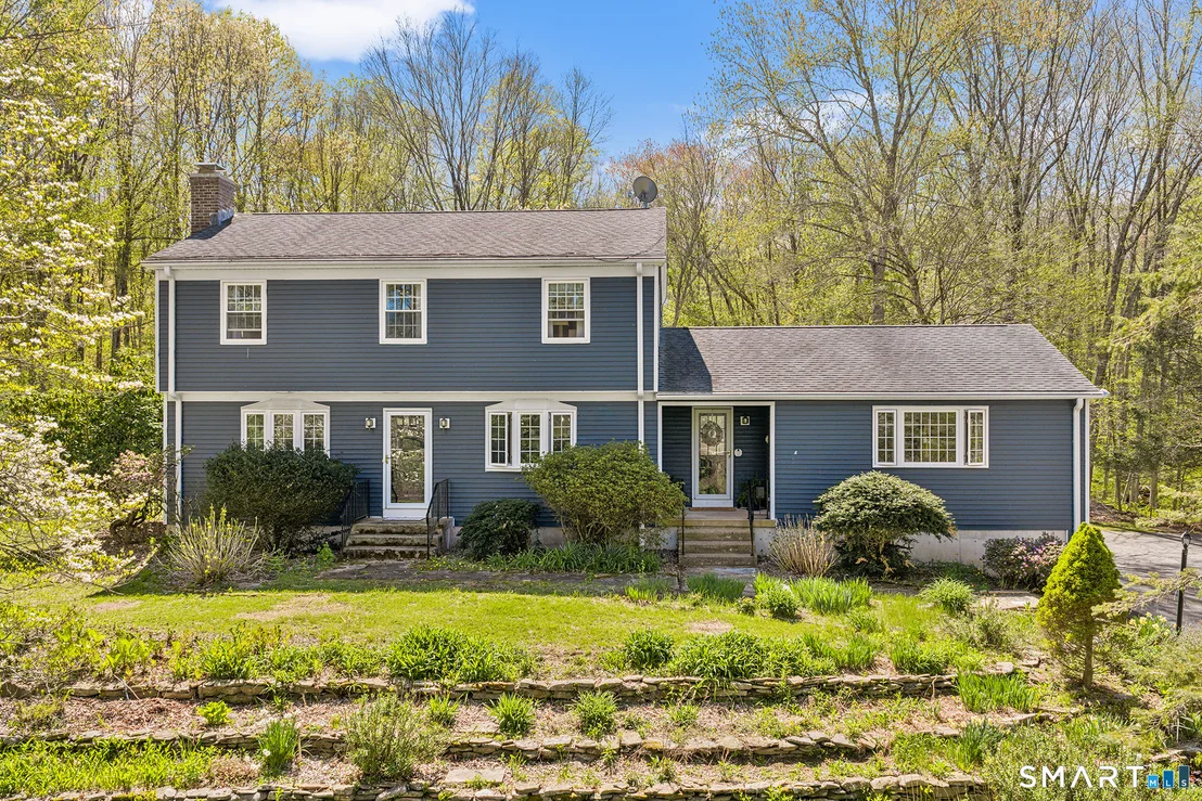 Photo of 1169 Flanders Road