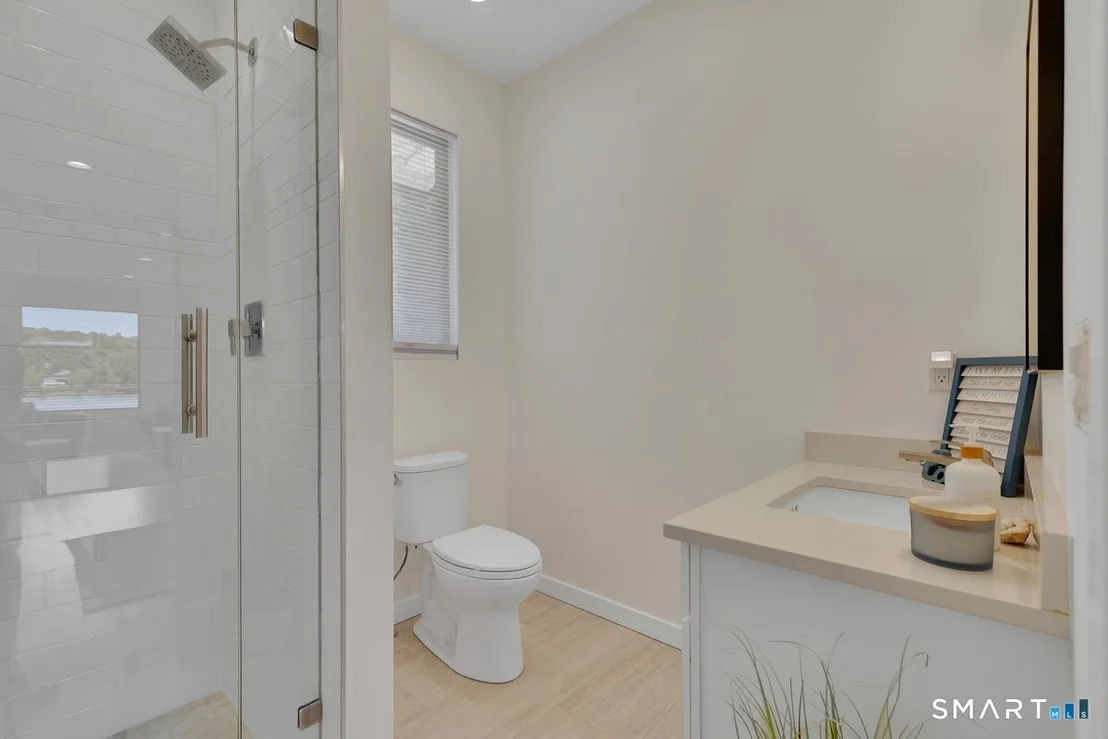 Photo of 145 Edgewater Drive