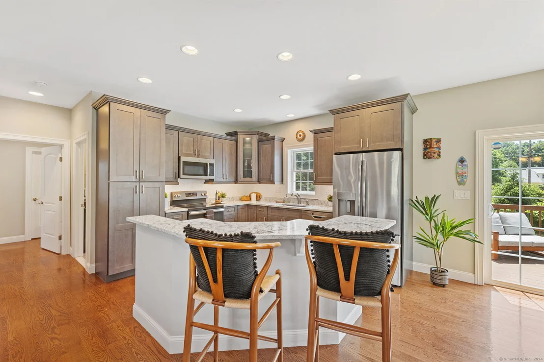 Photo of 8 River Road