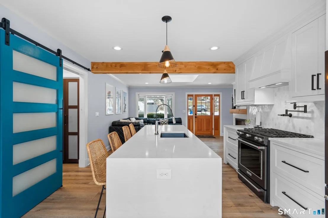 Photo of 136 Shadow Ridge Road