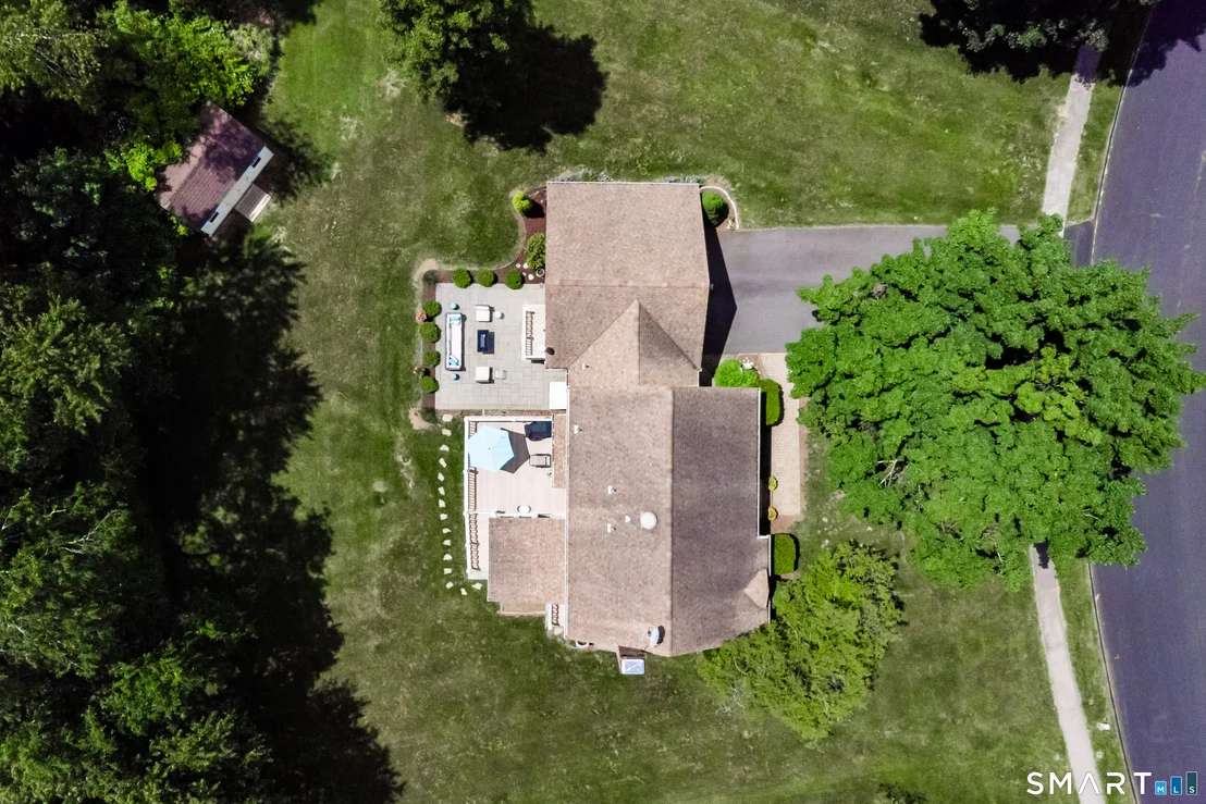 Photo of 81 White Oak Drive