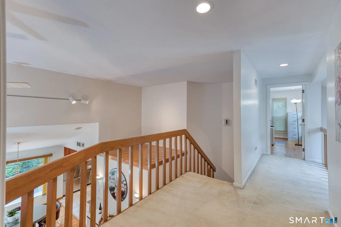 Photo of 73 Greentree Drive