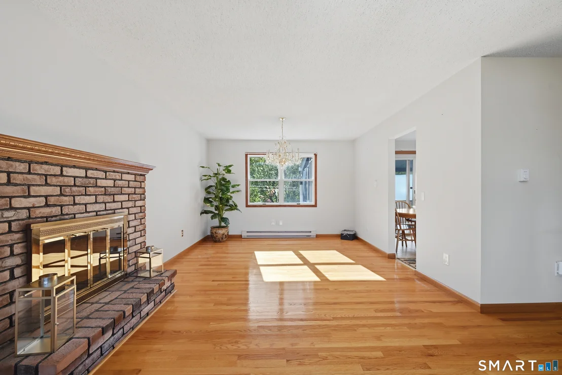 Photo of 2 Ken Oaks Drive