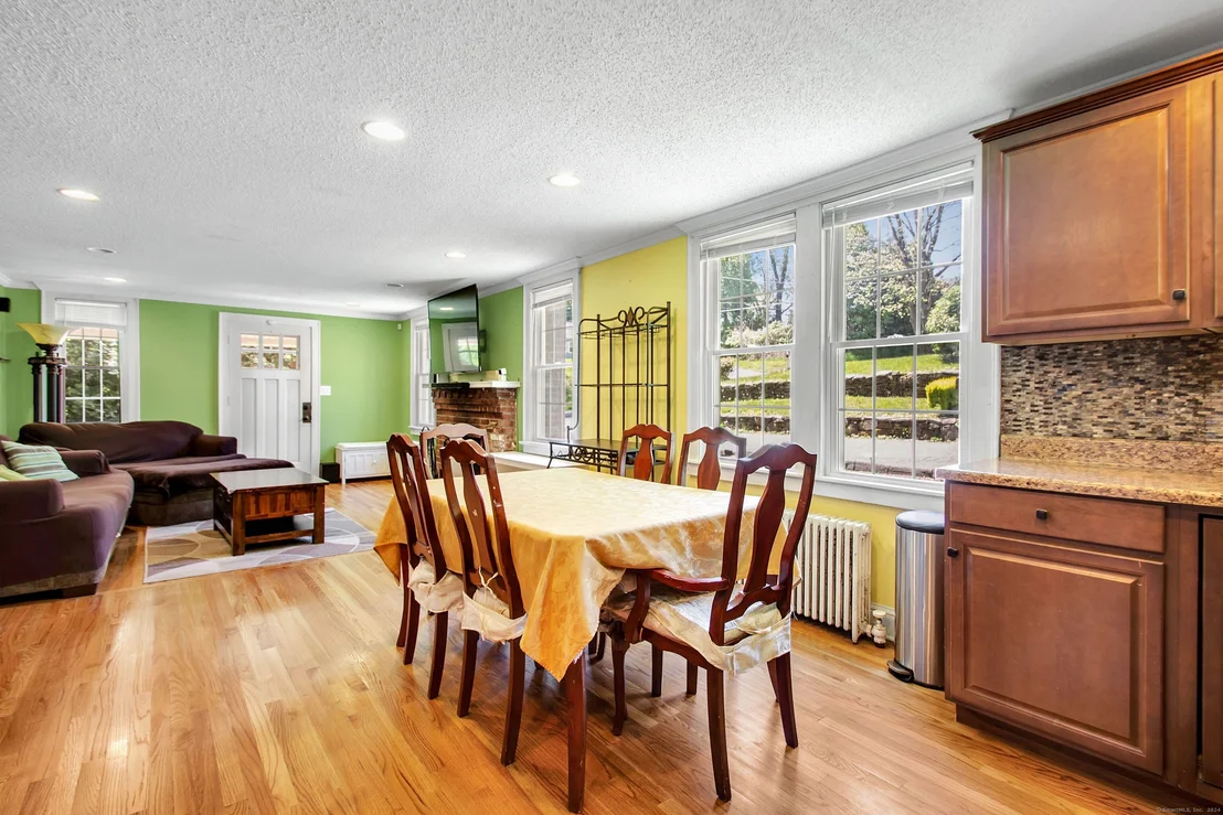 Photo of 65 Johnson Avenue