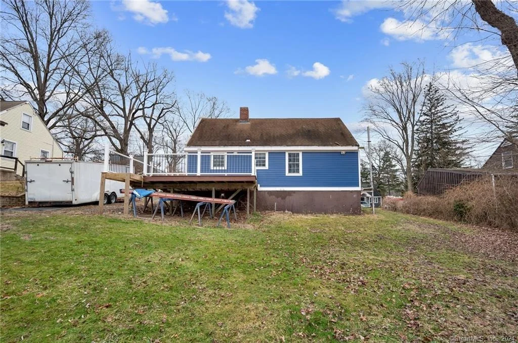 Photo of 402 Long Hill Road