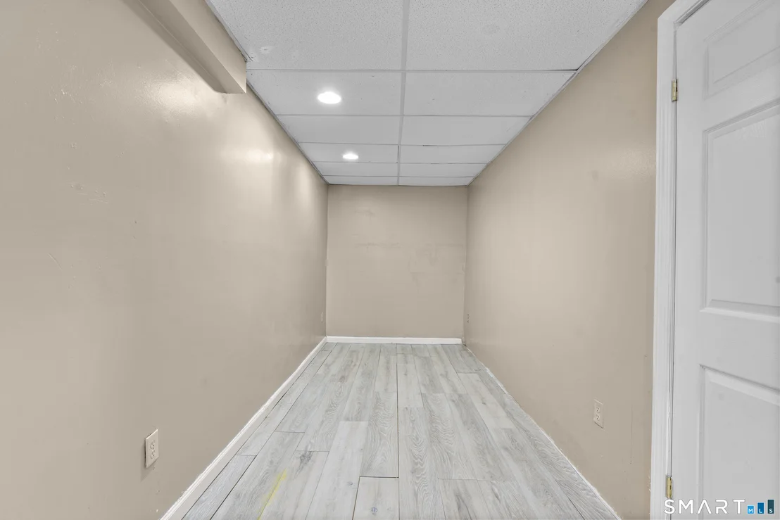 Photo of 15 Kenneth Circle