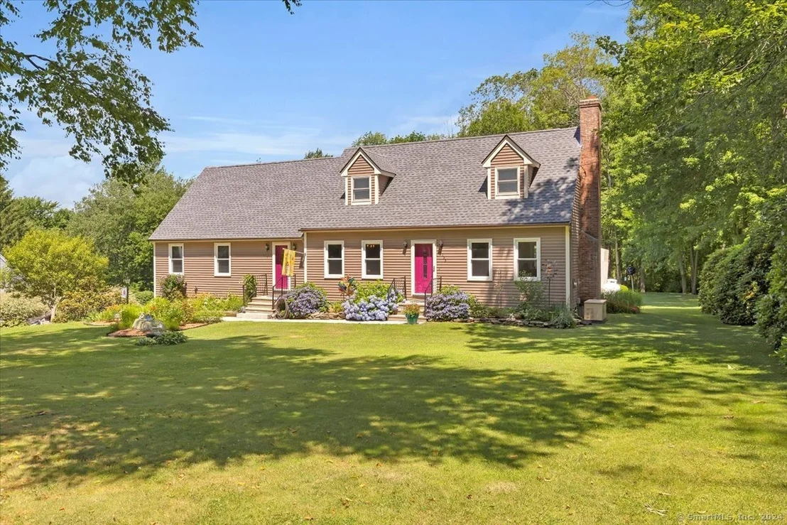 Photo of 155 Dunn Road