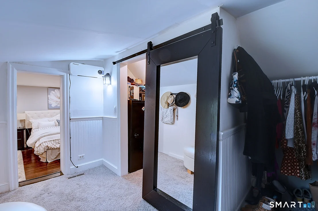 Photo of 27 Chestnut Hill Road